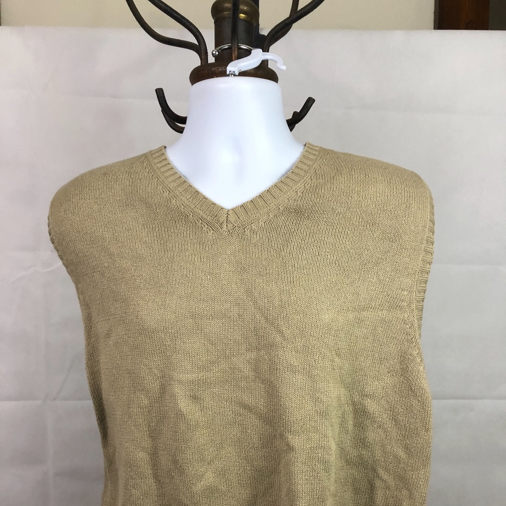 EDDIE BAUER BROWN SLEEVELESS XL V-Neck VEST